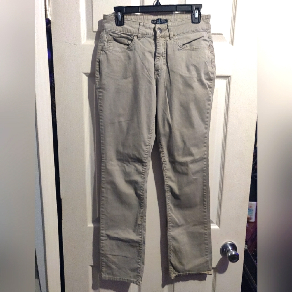 LEE RIDERS MID RISE STRAIGHT LEG KHAKI - Picture 1 of 3